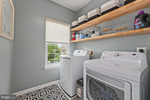 7671 HAMELIN LN, Gainesville, VA 20155