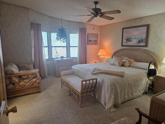 7375 SE Independence Avenue, Hobe Sound, FL 33455