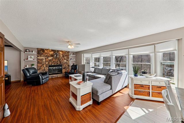 10 White Birch Lane, Collinsville, IL 62234