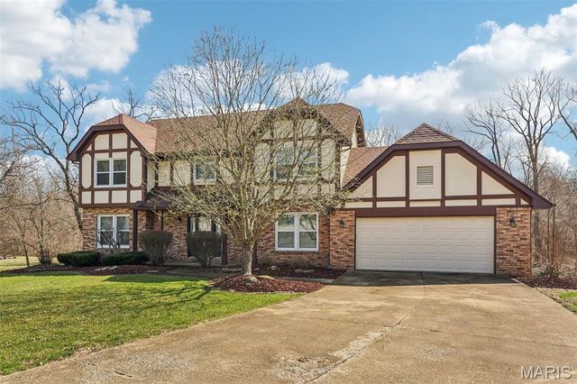 10 White Birch Lane, Collinsville, IL 62234