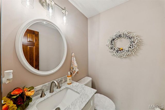 10 White Birch Lane, Collinsville, IL 62234