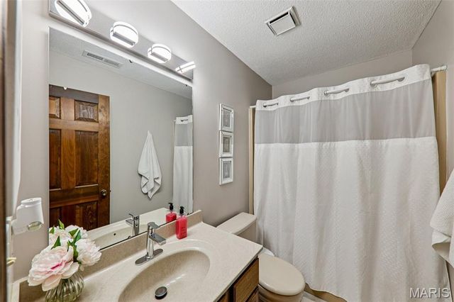 10 White Birch Lane, Collinsville, IL 62234