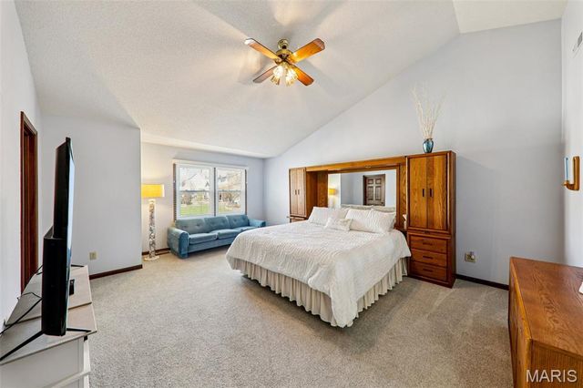 10 White Birch Lane, Collinsville, IL 62234