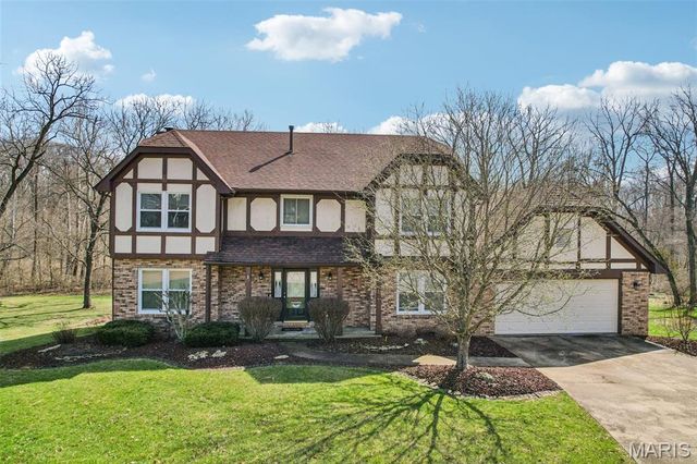 10 White Birch Lane, Collinsville, IL 62234