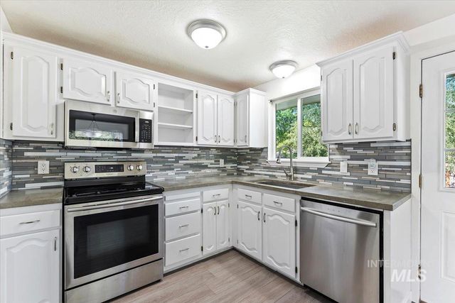 10986 W Wildrose Crt, Boise, ID 83713