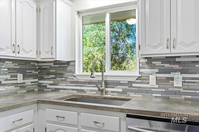 10986 W Wildrose Crt, Boise, ID 83713