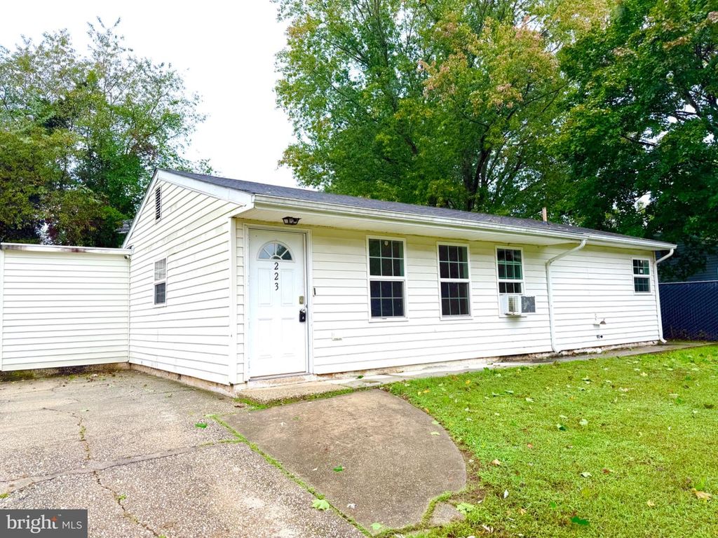 223 PRESIDENT, Dover, DE 19901