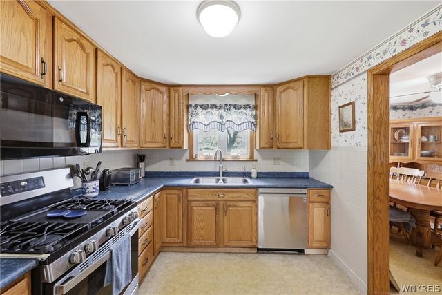 6158 Broadway Street, Lancaster, NY 14086