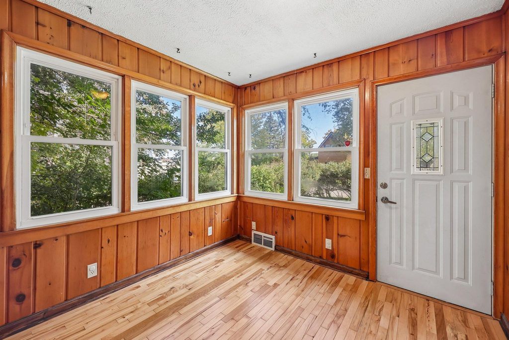 2229 Oak Hill Place, North Saint Paul, MN 55109 — photo 4