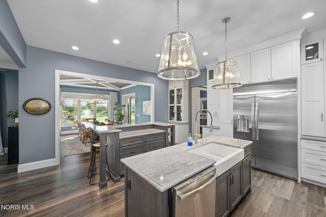 4950 Black Road, Monclova, OH 43542
