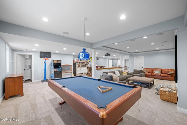 4950 Black Road, Monclova, OH 43542