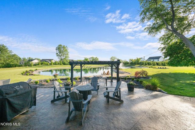 4950 Black Road, Monclova, OH 43542