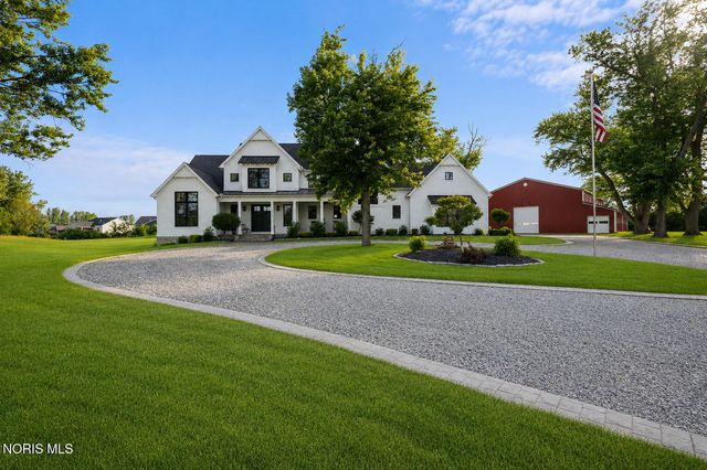 4950 Black Road, Monclova, OH 43542