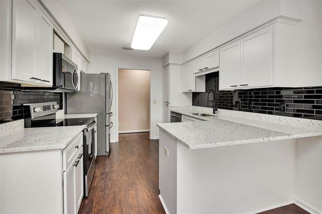 102 NORWOOD Court, Brunswick, GA 31525