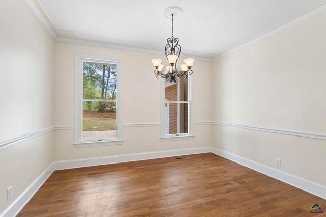 128 N Wolf Creek Drive, Macon, GA 31210