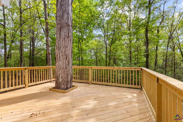 128 N Wolf Creek Drive, Macon, GA 31210