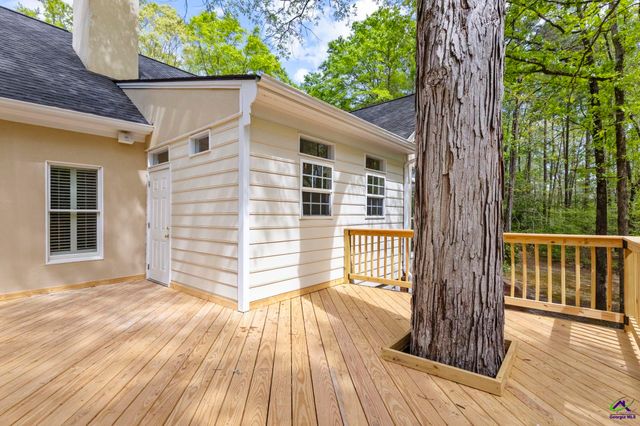 128 N Wolf Creek Drive, Macon, GA 31210