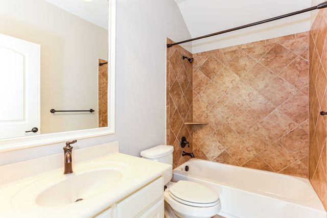 3804 Plum Vista Place, Arlington, TX 76005