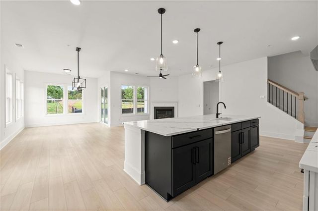283 Vinca Circle NW, Kennesaw, GA 30144