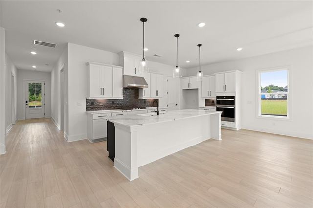283 Vinca Circle NW, Kennesaw, GA 30144
