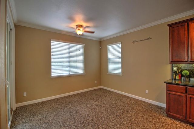 2865 Sierra Gold Ct, Riverbank, CA 95367