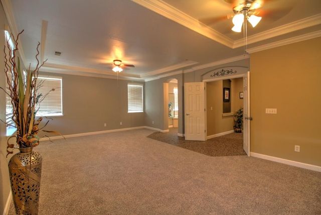 2865 Sierra Gold Ct, Riverbank, CA 95367