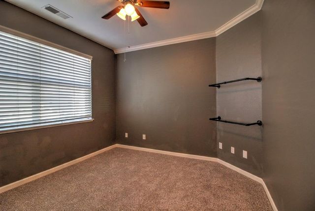 2865 Sierra Gold Ct, Riverbank, CA 95367