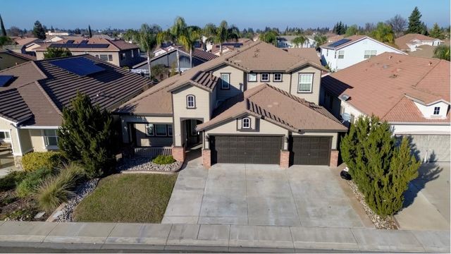 2865 Sierra Gold Ct, Riverbank, CA 95367