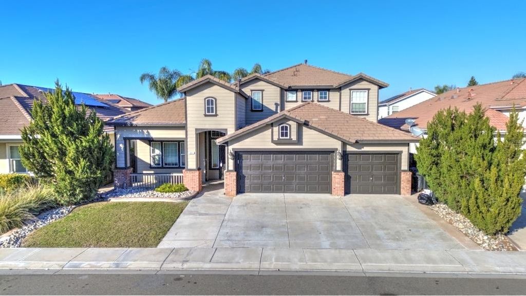 2865 Sierra Gold Ct, Riverbank, CA 95367