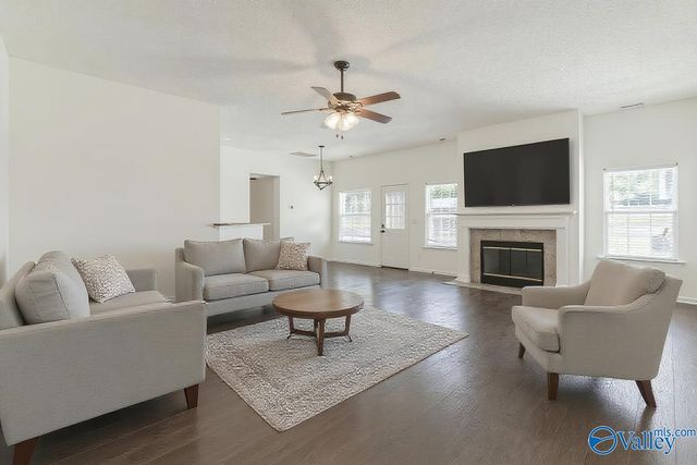 111 Vandenberg Lane, Harvest, AL 35749