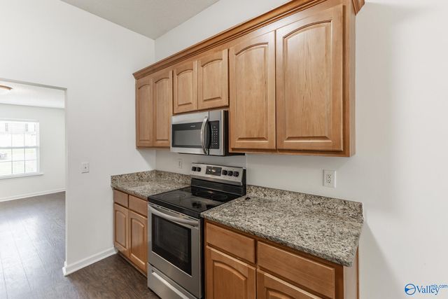 111 Vandenberg Lane, Harvest, AL 35749