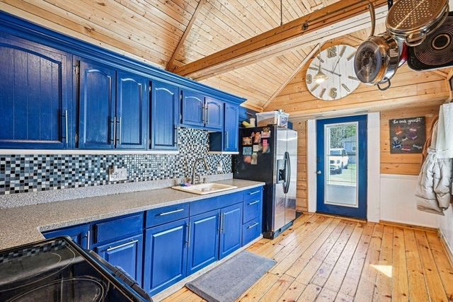 715 Central, Stoughton, MA 02072