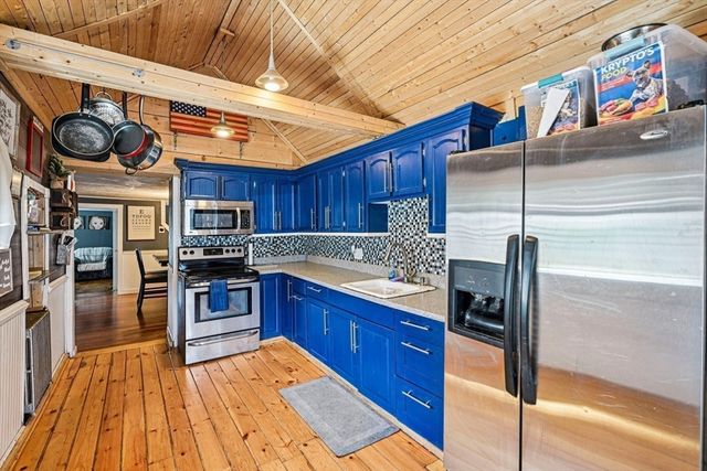 715 Central, Stoughton, MA 02072