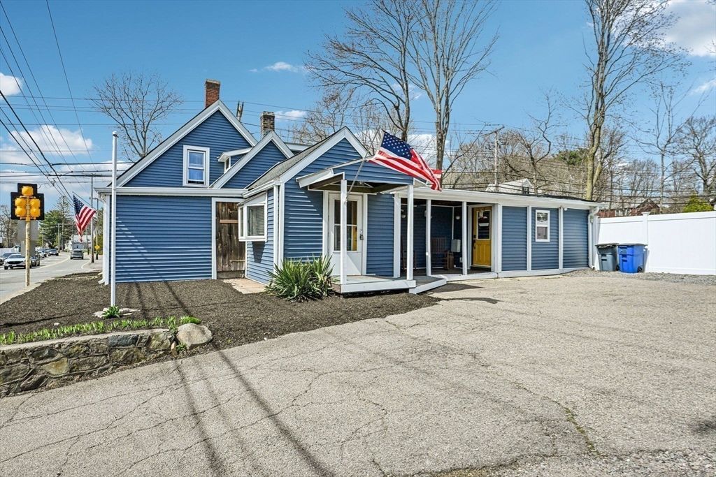 715 Central, Stoughton, MA 02072