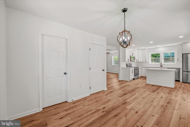637 PERSIMMON LN, Shepherdstown, WV 25443