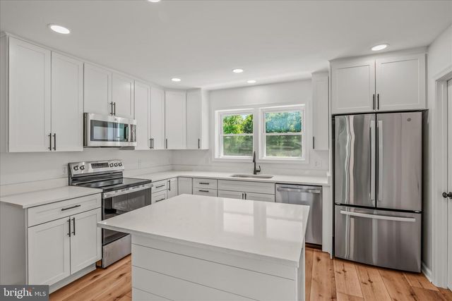 637 PERSIMMON LN, Shepherdstown, WV 25443