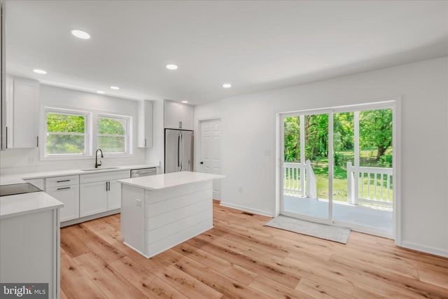 637 PERSIMMON LN, Shepherdstown, WV 25443