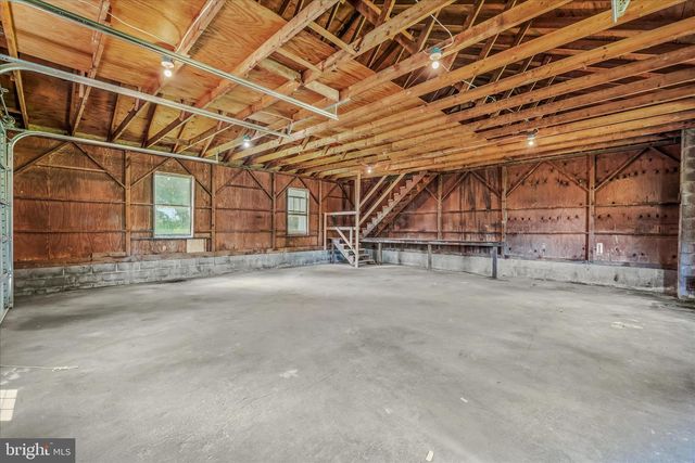 637 PERSIMMON LN, Shepherdstown, WV 25443
