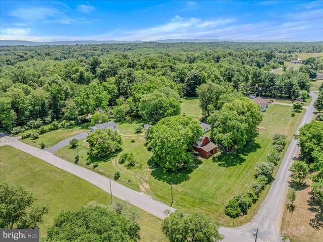 637 PERSIMMON LN, Shepherdstown, WV 25443