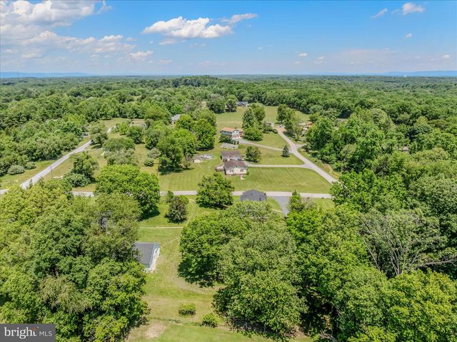 637 PERSIMMON LN, Shepherdstown, WV 25443