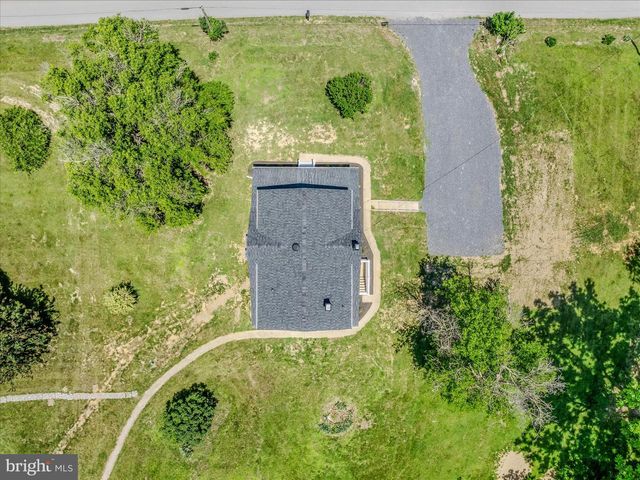 637 PERSIMMON LN, Shepherdstown, WV 25443