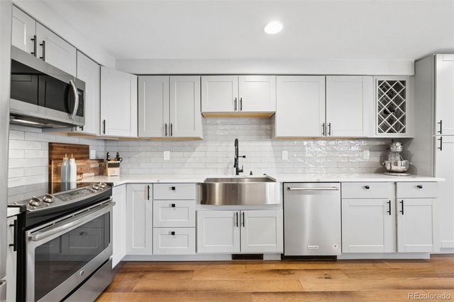 5580 S Lansing Way, Englewood, CO 80111