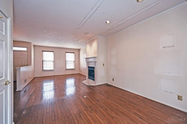 938 Weninger Circle, Cincinnati, OH 45203