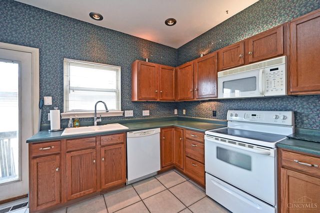 938 Weninger Circle, Cincinnati, OH 45203