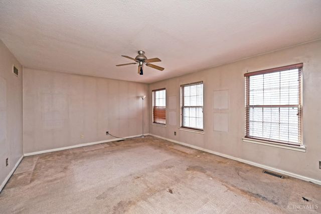 938 Weninger Circle, Cincinnati, OH 45203