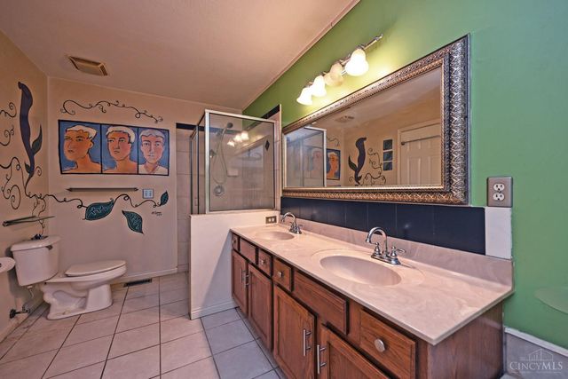 938 Weninger Circle, Cincinnati, OH 45203