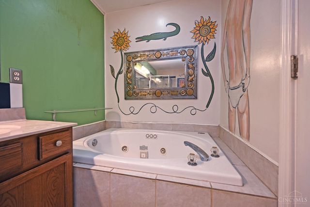 938 Weninger Circle, Cincinnati, OH 45203