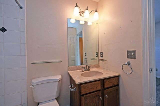 938 Weninger Circle, Cincinnati, OH 45203