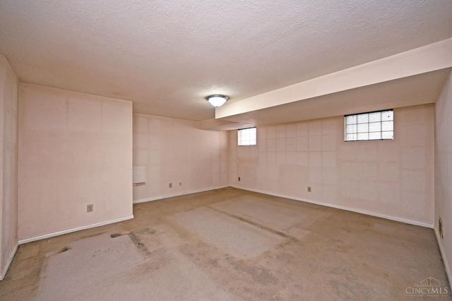 938 Weninger Circle, Cincinnati, OH 45203