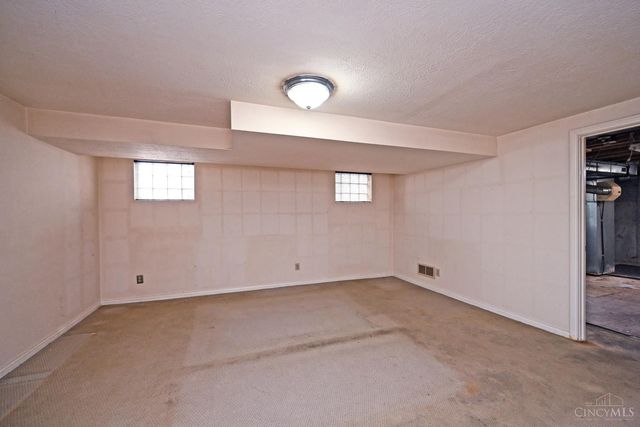 938 Weninger Circle, Cincinnati, OH 45203